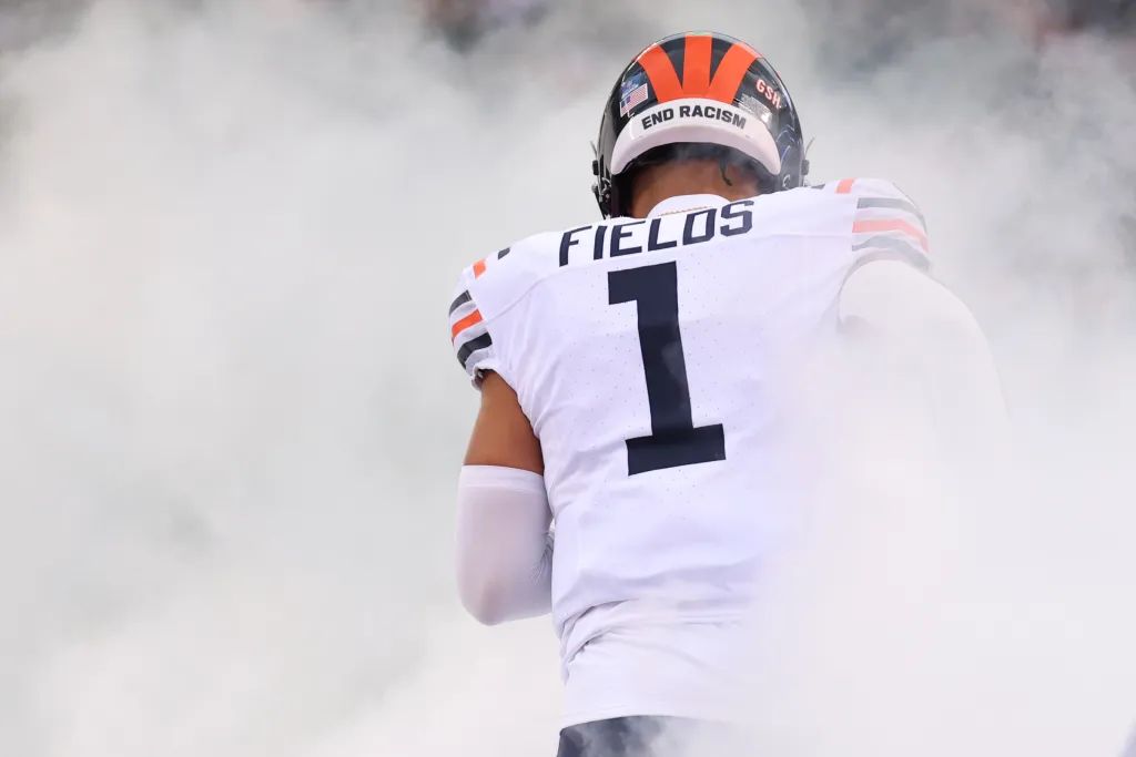 Justin Fields vs. Jordan Love is must see TV in Week 18