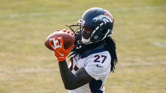 Bears sign CB Davontae Harris and DL Trevon Coley (2022 Season)