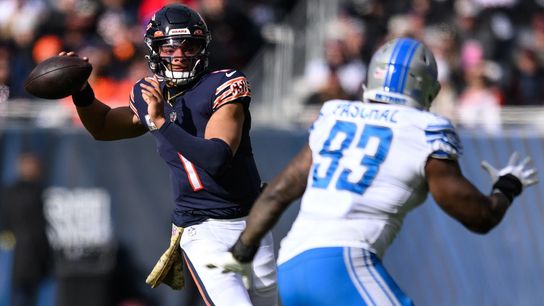 Justin Fields dazzles in Bears' Week 10 loss to Lions (2022 Season)