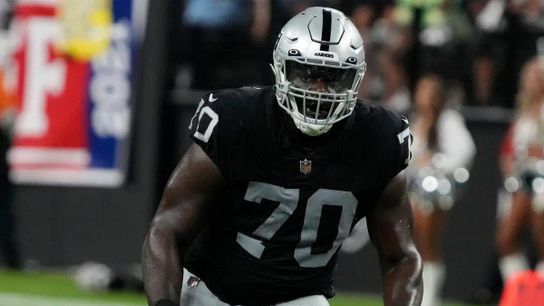 Bears claim former first-round pick Alex Leatherwood (2022 Season)