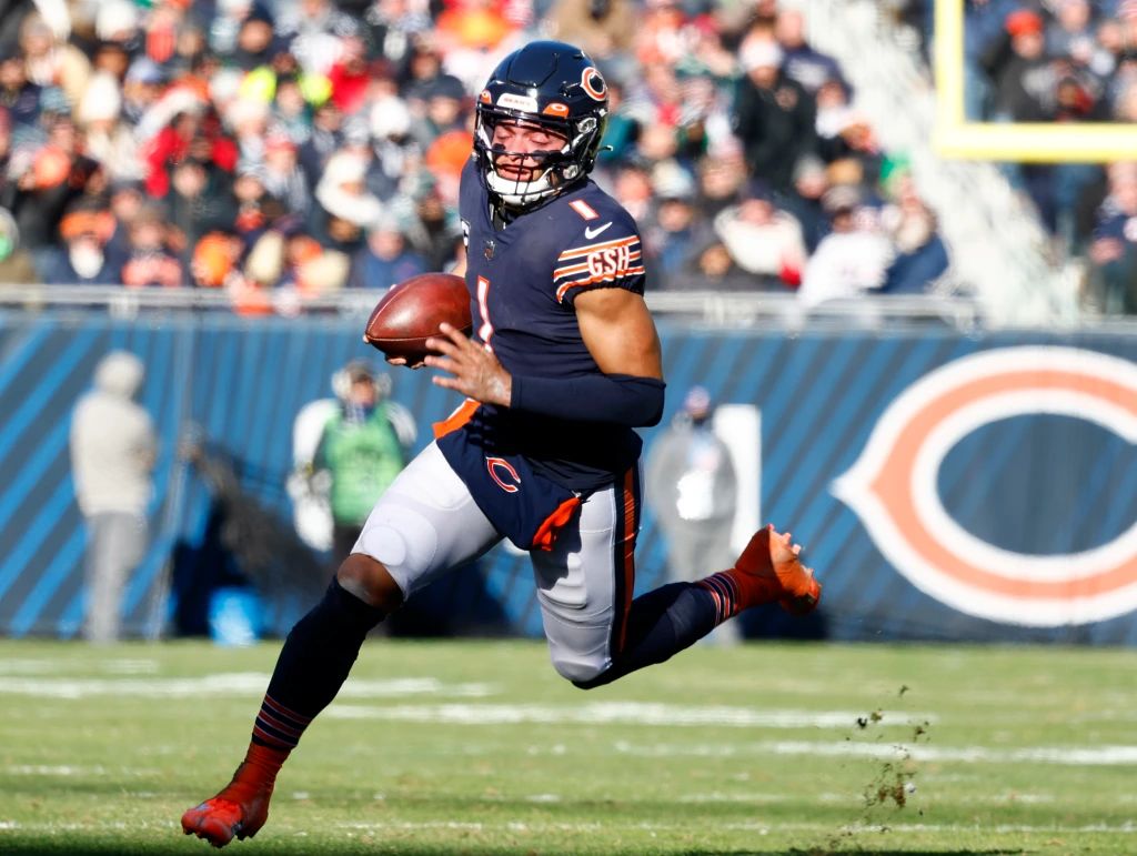 These 4 Bears deserve game balls despite Chicago's Week 15 loss to Philadelphia (2022 Season)