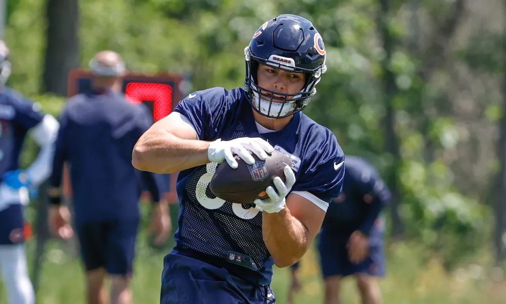 Cole Kmet making positive impression on Bears coaching staff (2022 Season)