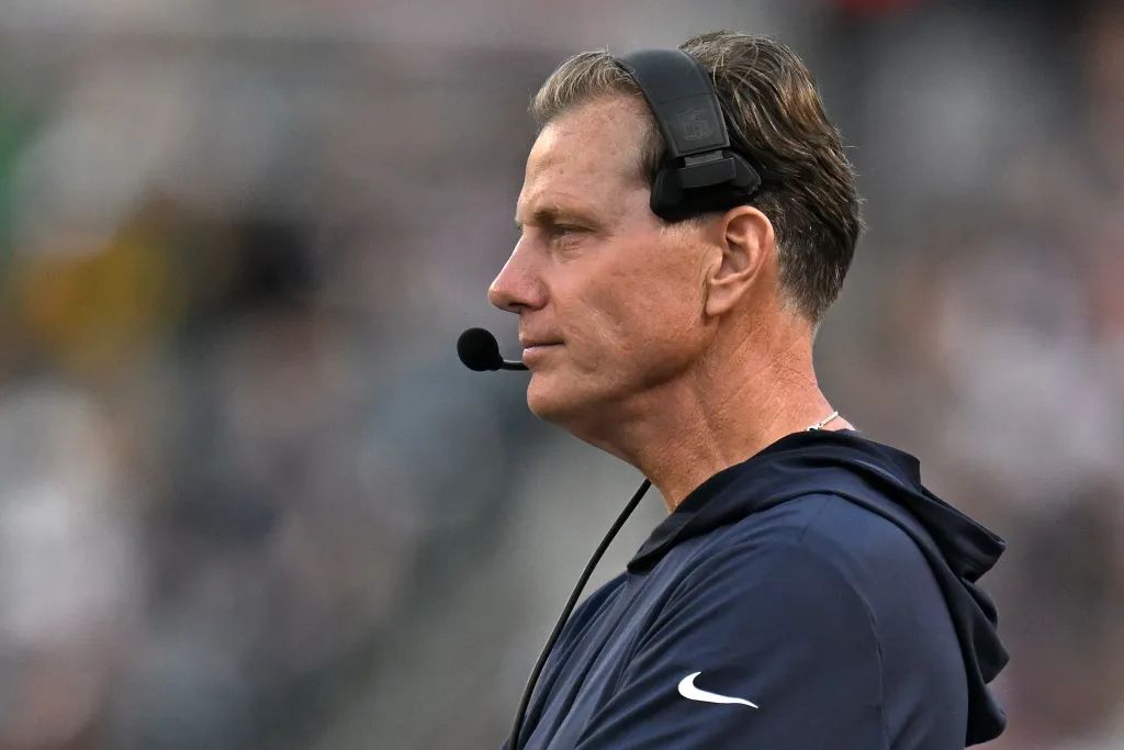 WATCH: Matt Eberflus says Justin Fields could've played better vs. Packers (2023 Season)