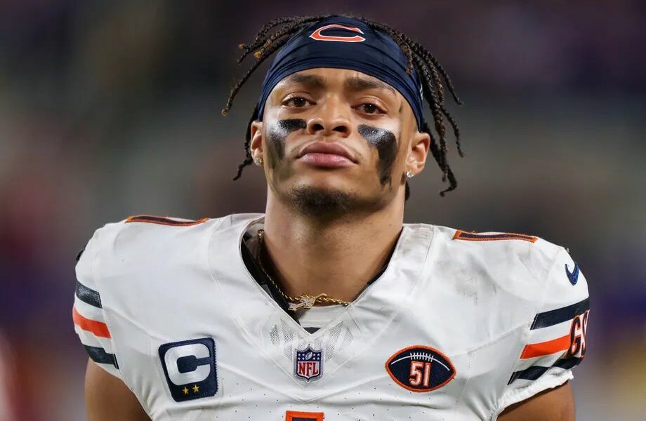 Here's what Justin Fields' 5th-year option would cost the Bears (News)