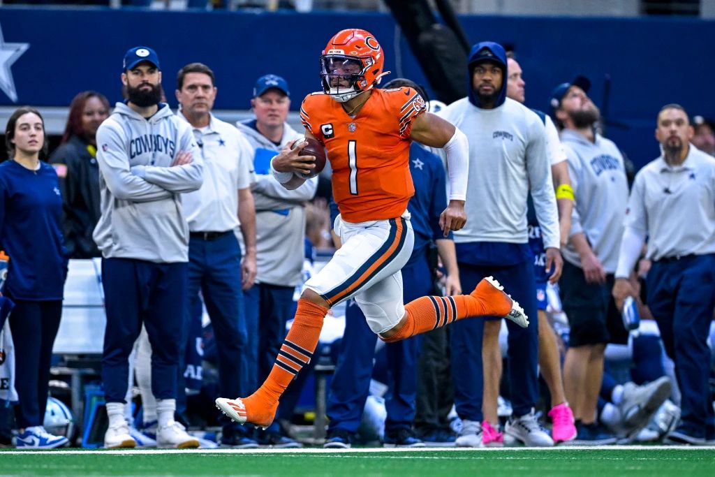 These 3 Bears deserve game balls for their effort against the Cowboys in Week 8 (2022 Season)