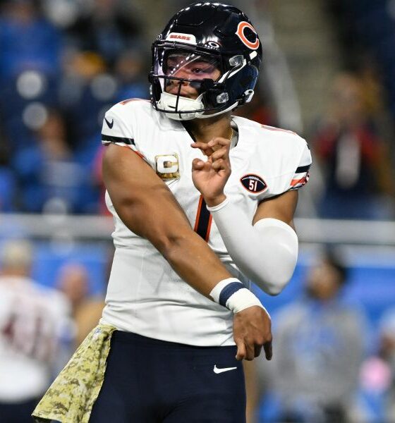 Justin Fields on Week 11 loss to Lions: 'We should've won that game' (News)