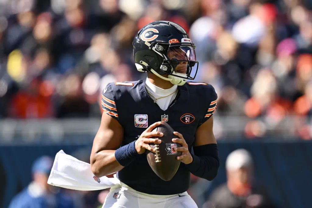 Here's who fans think will win the Bears vs. Vikings Week 5 game (2022 Season)