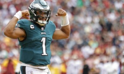 Ranking all 32 starting quarterbacks entering Week 16 of the 2022 NFL season (2022 Season)