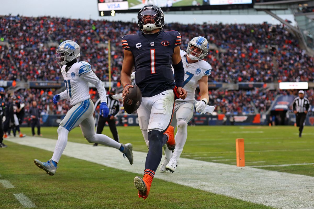 Adam Schefter: Bears could draft Caleb Williams AND keep Justin Fields (News)