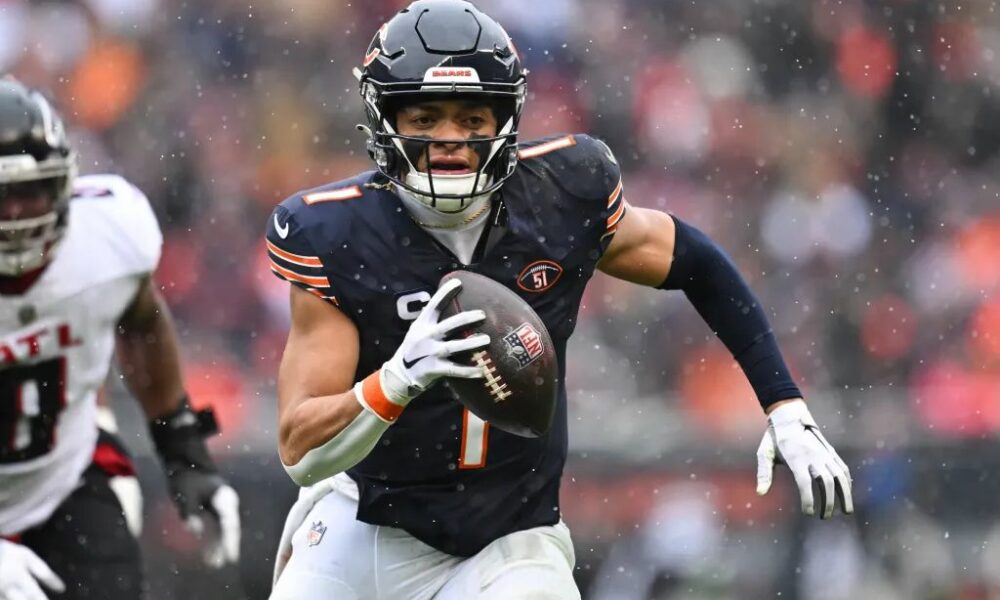 WATCH: All of Justin Fields' plays vs. Falcons in Week 17 (2023 Season)