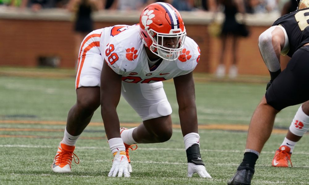 Is Myles Murphy being overlooked as a potential Chicago Bears first-round target? (NFL Draft)