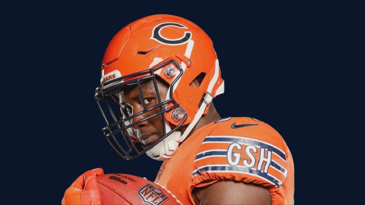 Chicago Bears alternate helmet draws mixed reviews on Twitter (2022 Season)