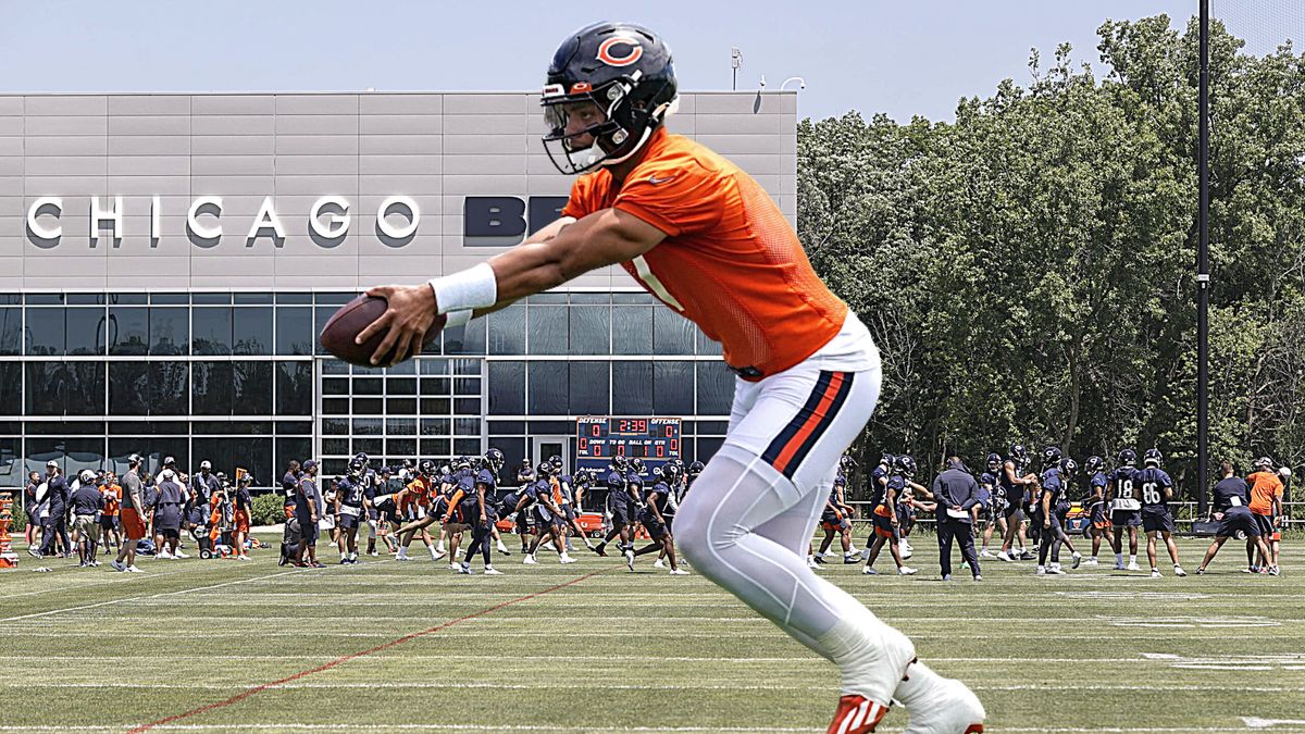 Bears Training Camp, Day 3: Justin Fields highlights (2022 Season)