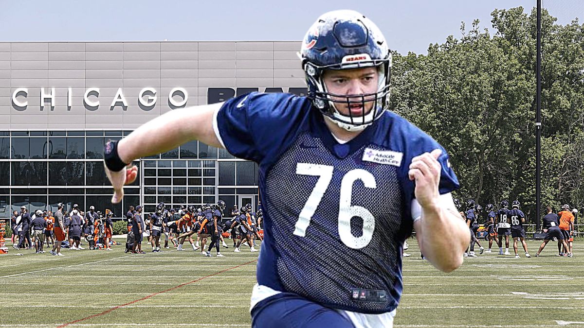 Teven Jenkins returns to Bears training camp, in mix for starting job (2022 Season)