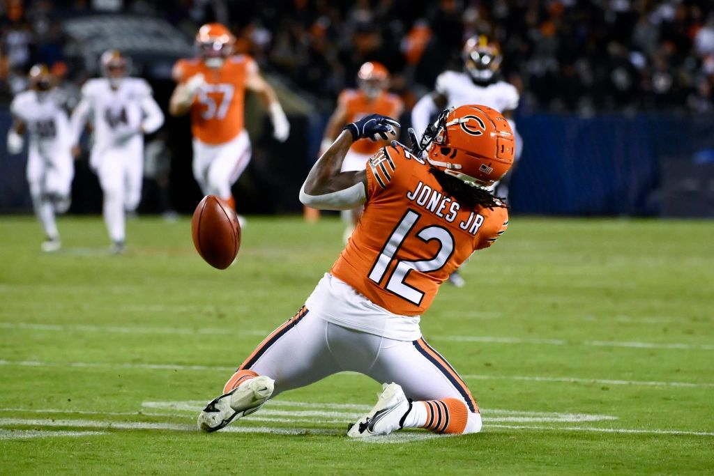 Velus Jones Jr. has become a liability on Bears' special teams (2022 Season)