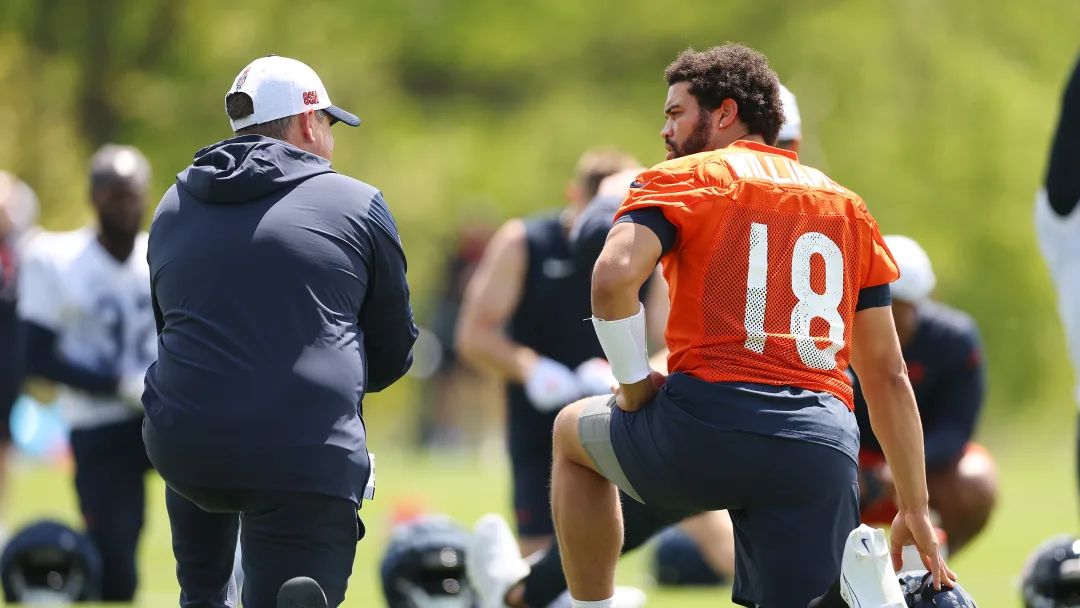 5 Takeaways from Chicago Bears' first padded practice of training camp (News)