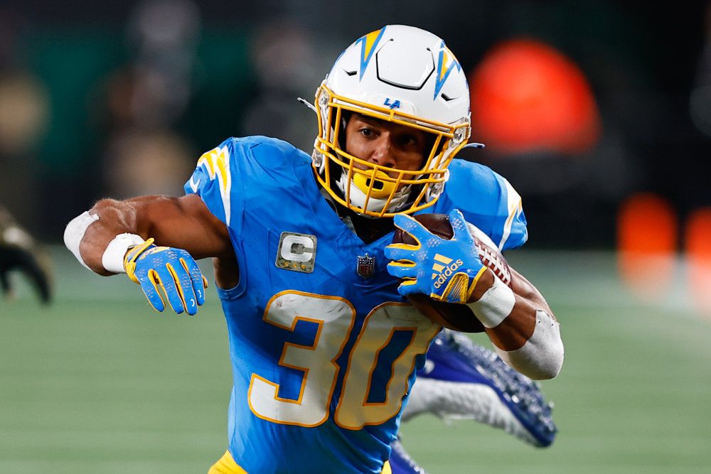 Should the Bears Pursue RB Austin Ekeler? (News)