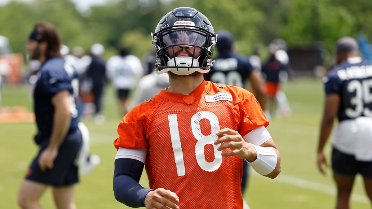 Highlights from Day 2 of Chicago Bears training camp (News)