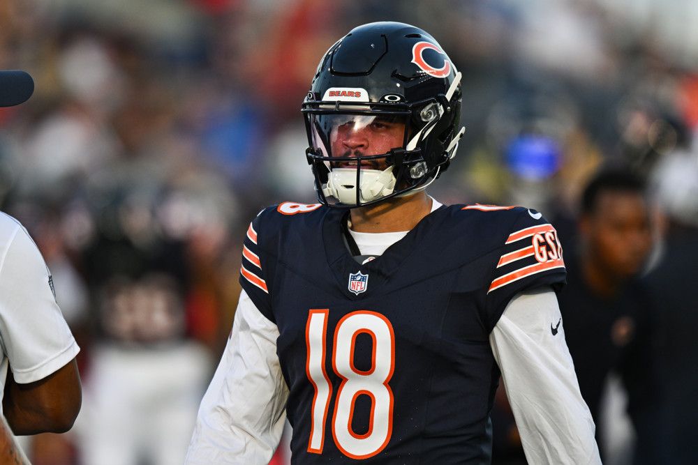 WATCH: Tyson Bagent's hilarious reaction to Caleb Williams' signing bonus (News)