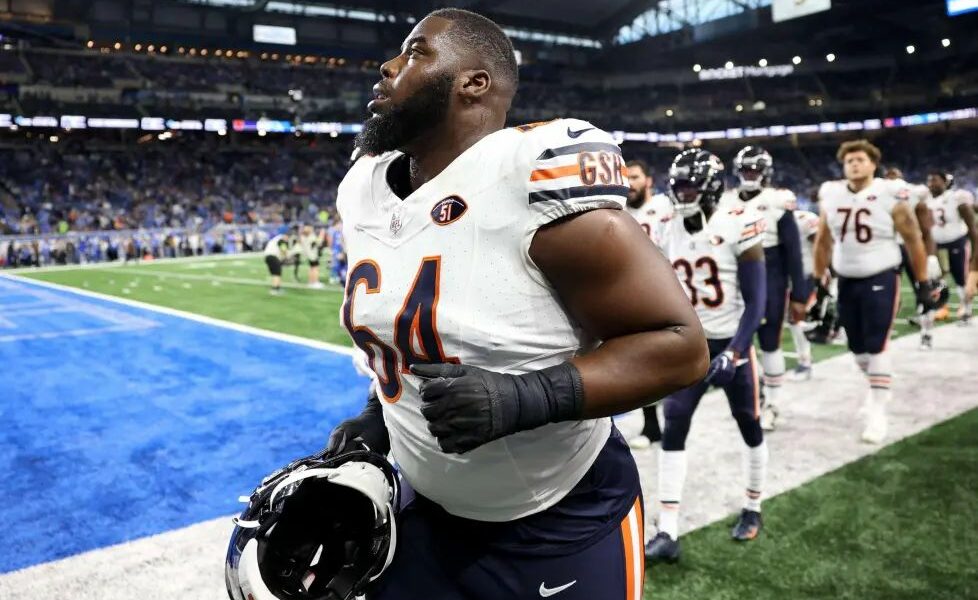 Here's what the Chicago Bears' starting offensive line might be after signing Nate Davis (Free Agency)