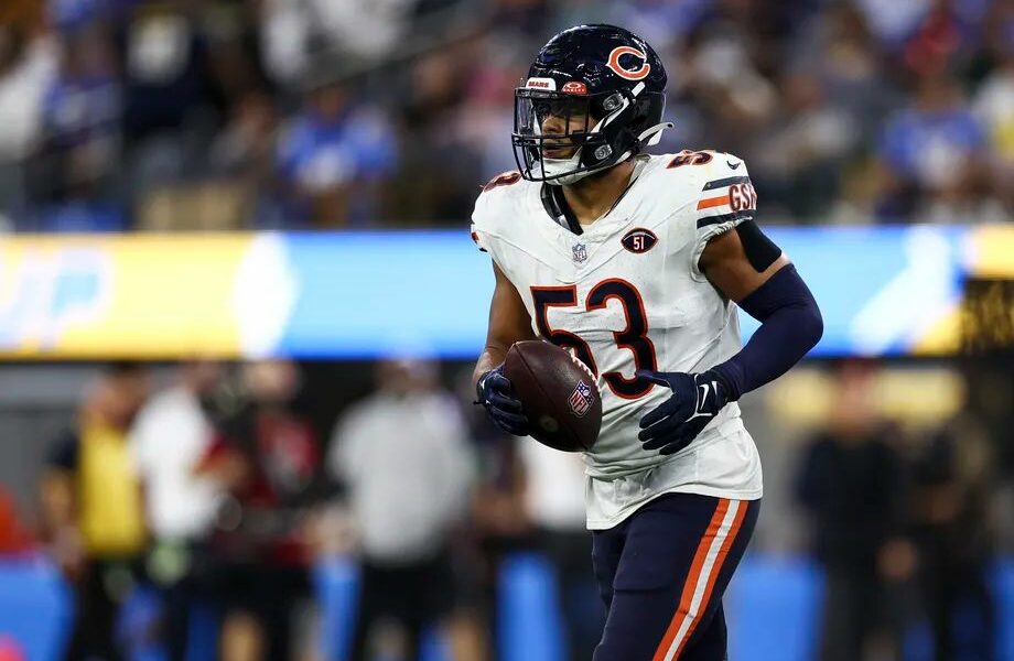 Chicago Bears sign Eagles LB T.J. Edwards to three-year deal (Free Agency)