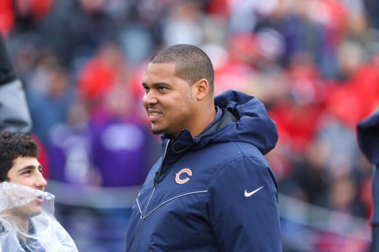 Bears make stunning first-round choice in new 2026 NFL mock draft